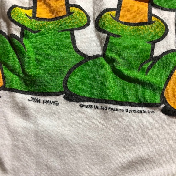 VINTAGE 1978 TREND BASICS GARFIELD KISS ME I’M IRISH ALL OVER PRINT T-SHIRT - Picture 4 of 7